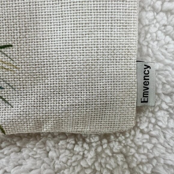 Three (3) Beautiful Holiday Pillow Covers - Picture 14 of 16